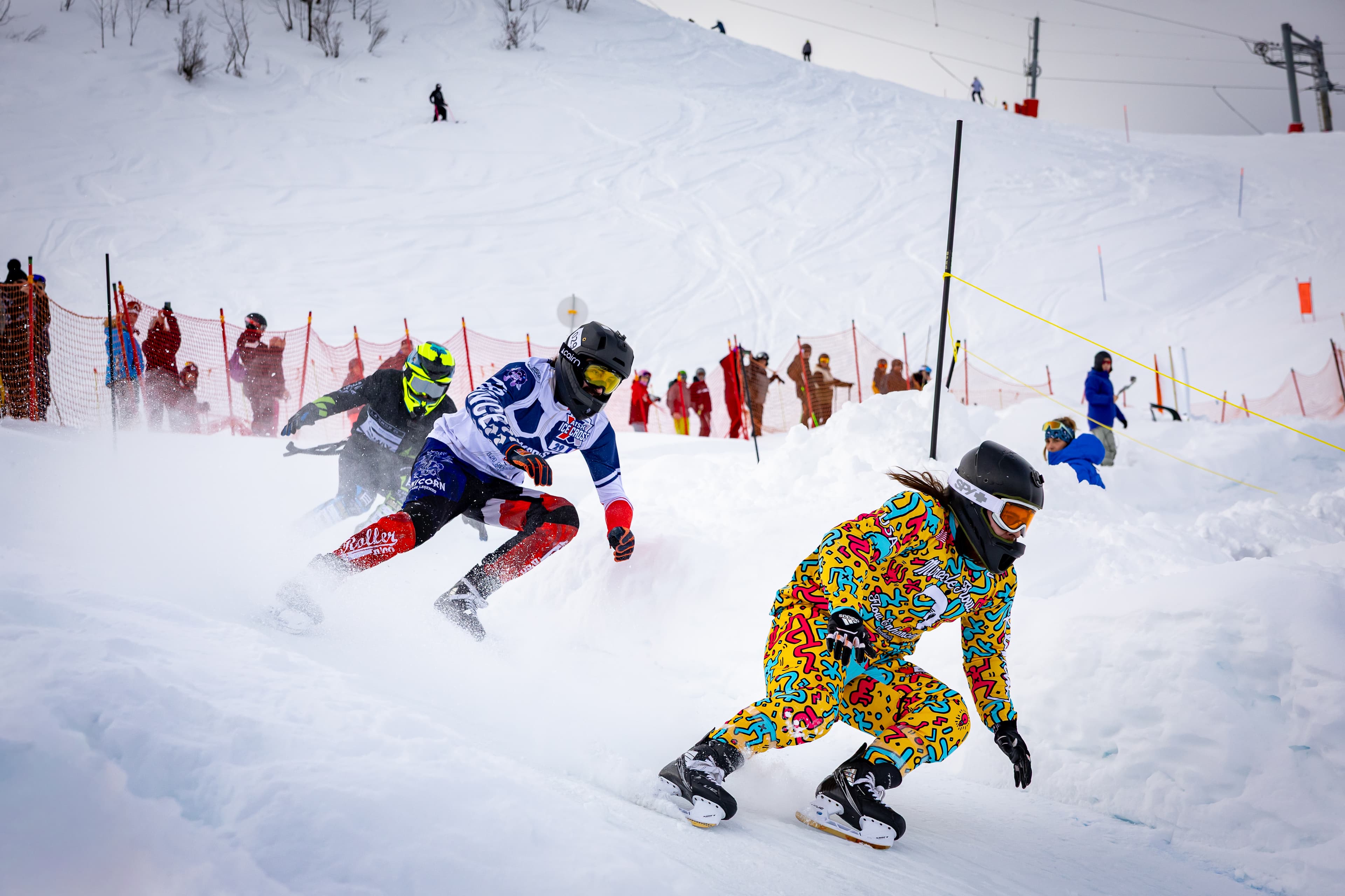 Itense turn during Praz sur Arly 2026 race
